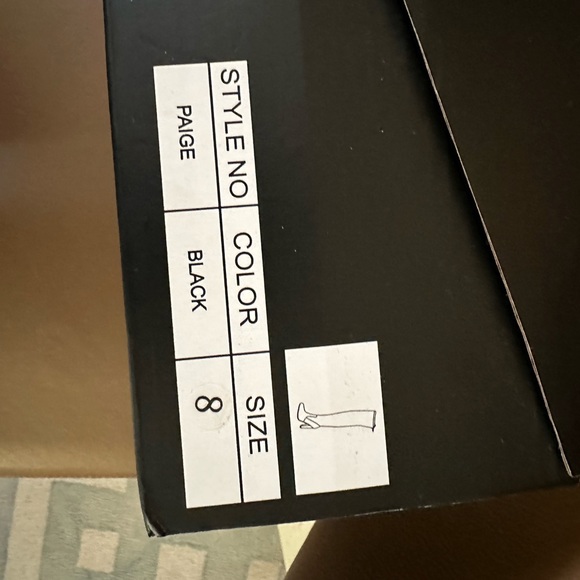 Fashion Nova over the knee boots - Picture 6 of 8